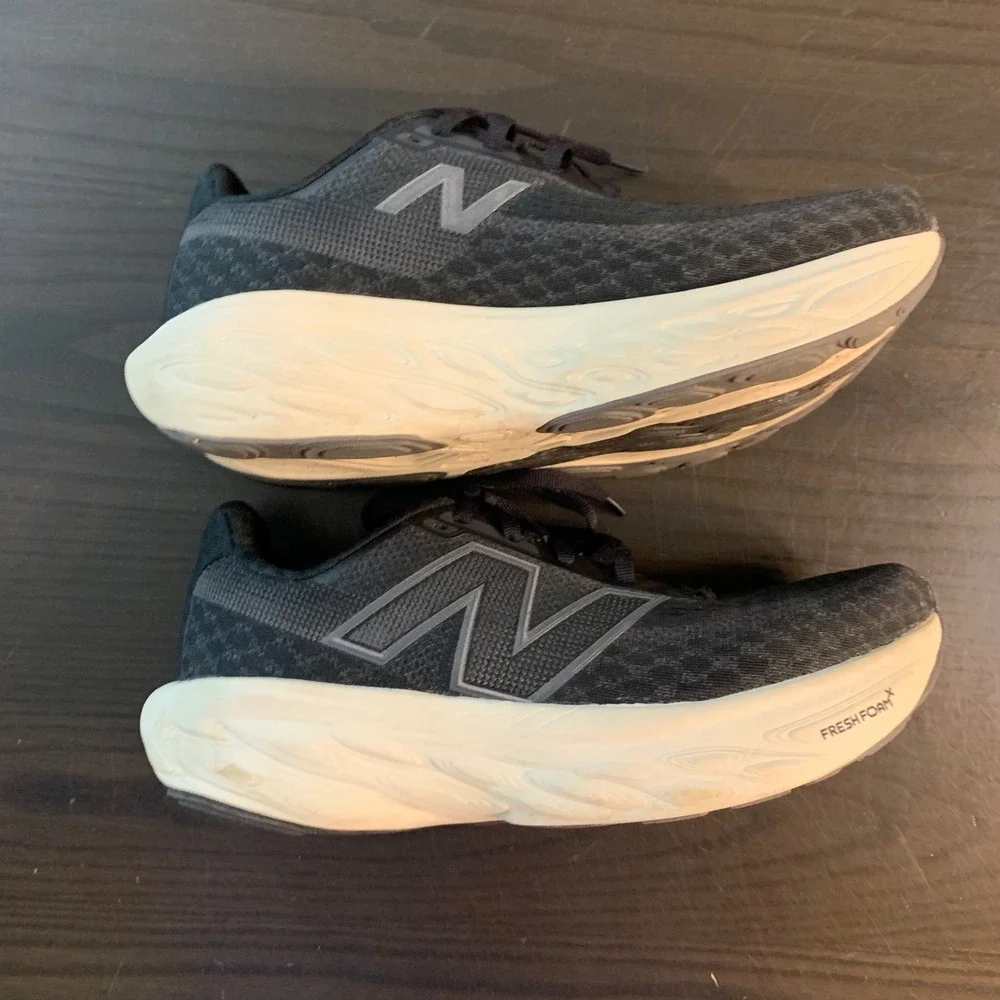 New Balance Fresh Foam X 1080 v13 Womens 9 Running Shoes Black‎ Grey Sneakers